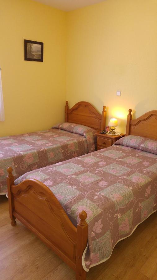 Hostal El Peregrino La Portela de Valcarce Екстериор снимка